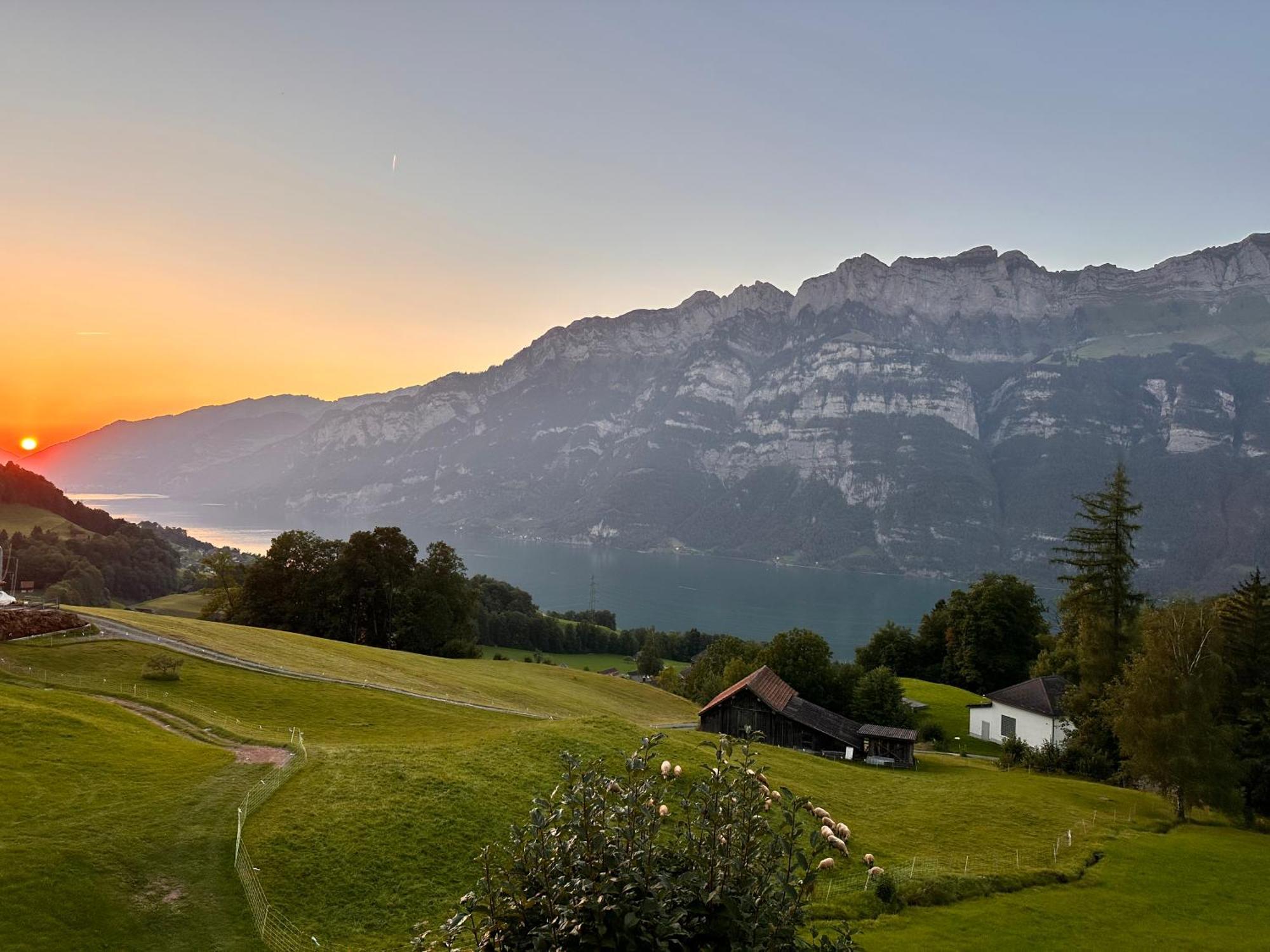 Bijouswiss " Yellow House" Обертерцен Экстерьер фото